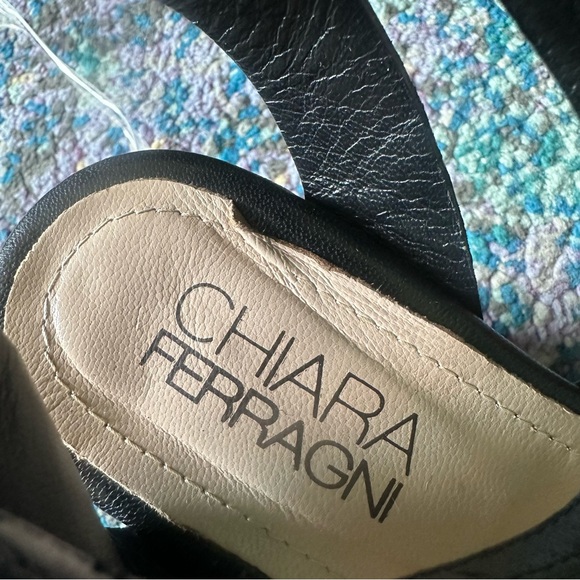 💋Chiara Ferragni Sandals💋 - Picture 9 of 14